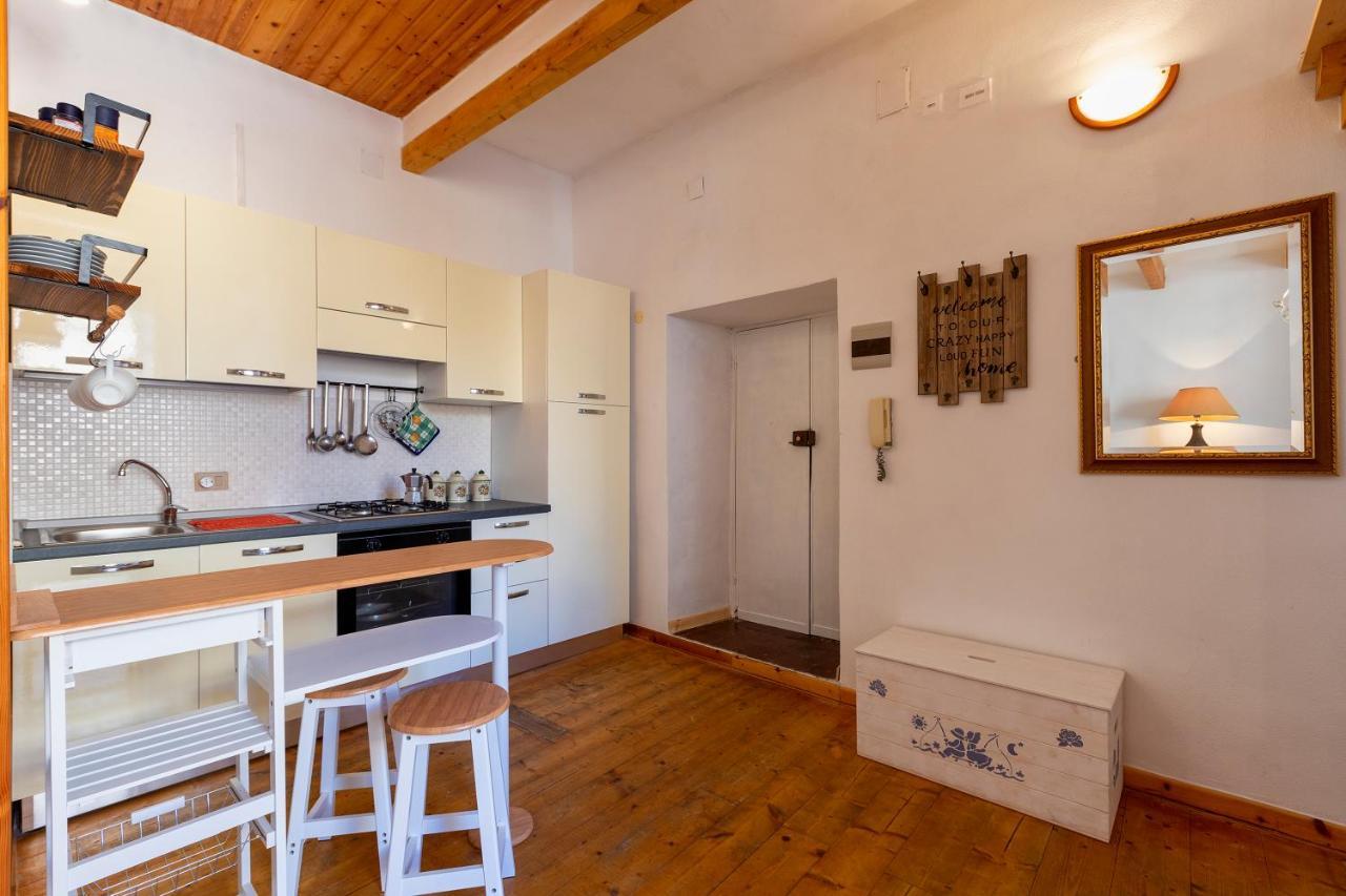 Ferienwohnung La Finestra Sul Teatro Alghero Exterior foto