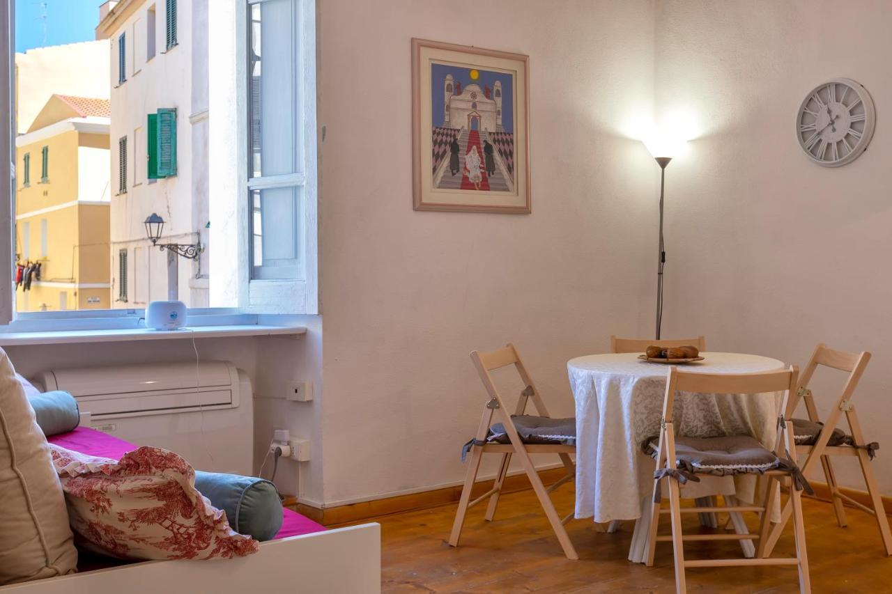 Ferienwohnung La Finestra Sul Teatro Alghero Exterior foto